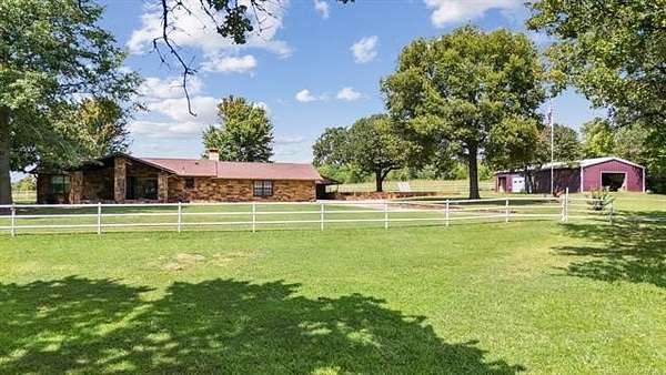 10 Acres of Residential Land with Home for Sale in Kellyville, Oklahoma