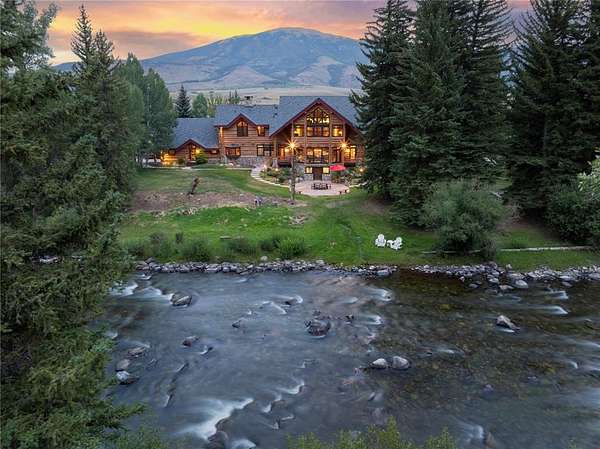 21.9 Acres of Agricultural Land with Home for Sale in Silverthorne, Colorado