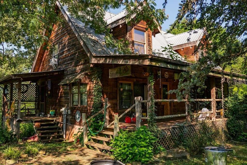 58 Acres of Land with Home for Sale in Sparta, Tennessee