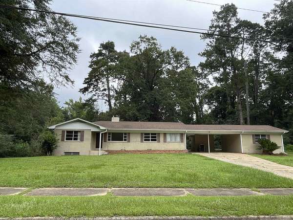 4.1 Acres of Residential Land with Home for Sale in Quincy, Florida