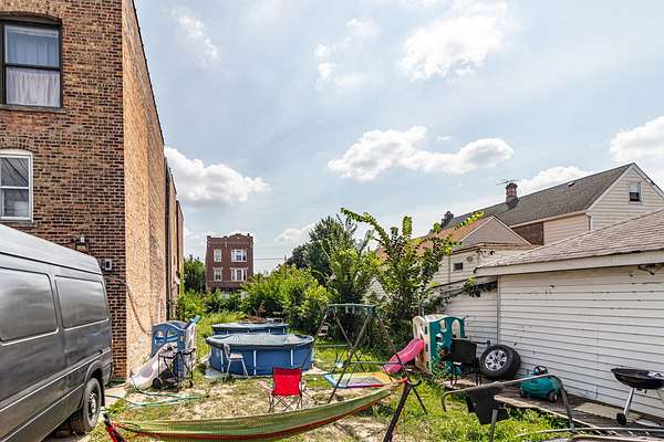 0.06 Acres of Residential Land for Sale in Chicago, Illinois