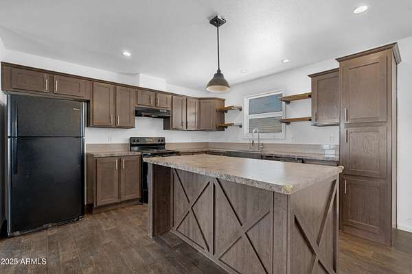 2.48 Acres of Residential Land with Home for Sale in Maricopa, Arizona