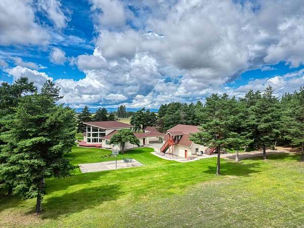 5.49 Acres of Residential Land with Home for Sale in Kalispell, Montana