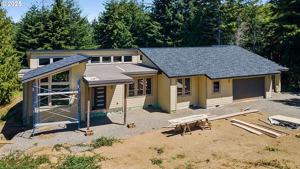 2.17 Acres of Residential Land with Home for Sale in Coos Bay, Oregon