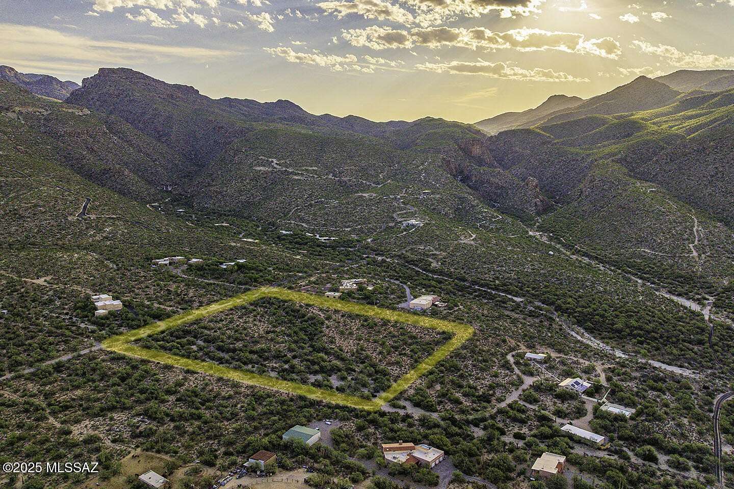 10 Acres of Land for Sale in Tucson, Arizona