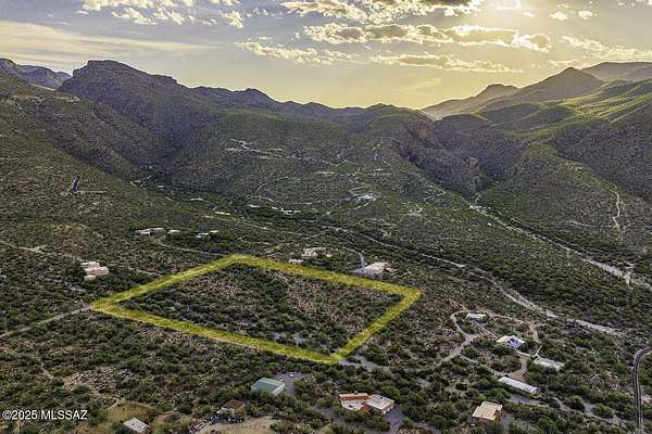 10 Acres of Land for Sale in Tucson, Arizona