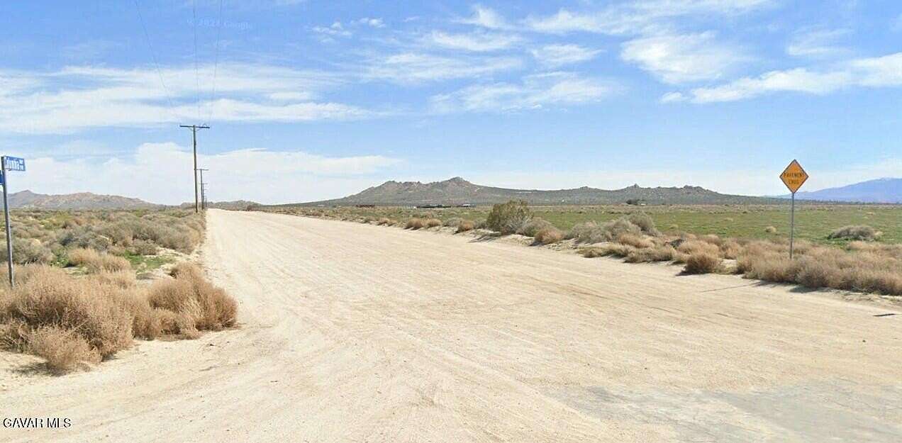 81.5 Acres of Agricultural Land for Sale in Palmdale, California