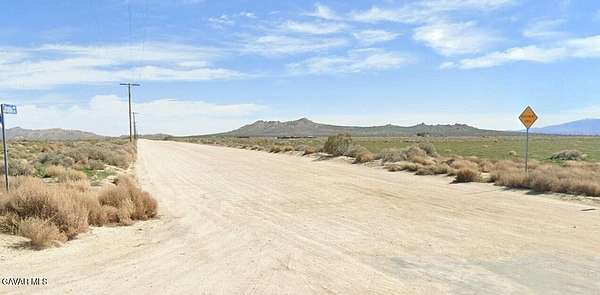 81.5 Acres of Agricultural Land for Sale in Palmdale, California