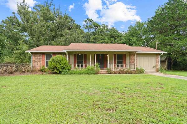 1.5 Acres of Residential Land with Home for Sale in Greensboro, Georgia