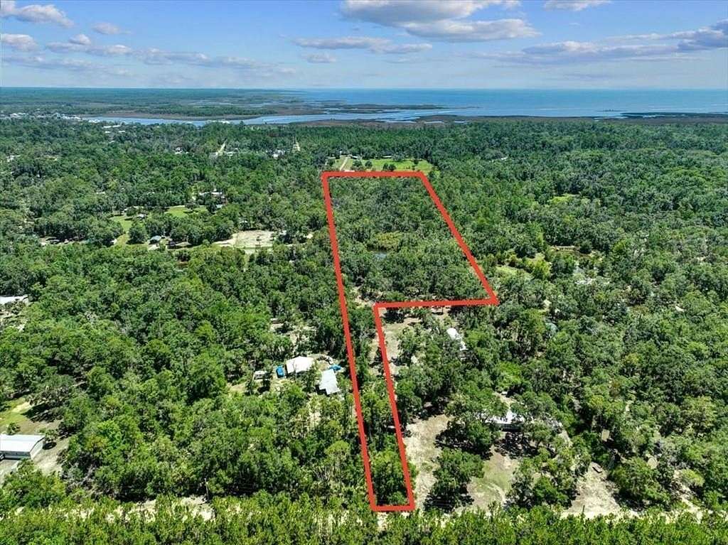 8 Acres of Land for Sale in Steinhatchee, Florida
