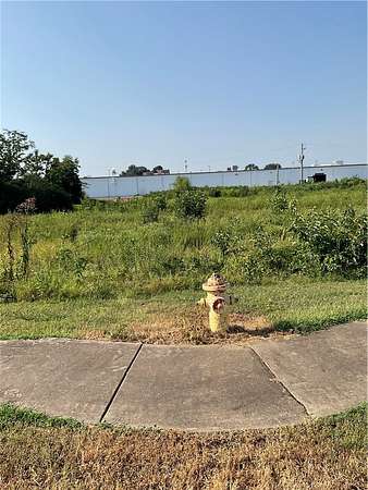1.18 Acres of Commercial Land for Sale in Russellville, Arkansas