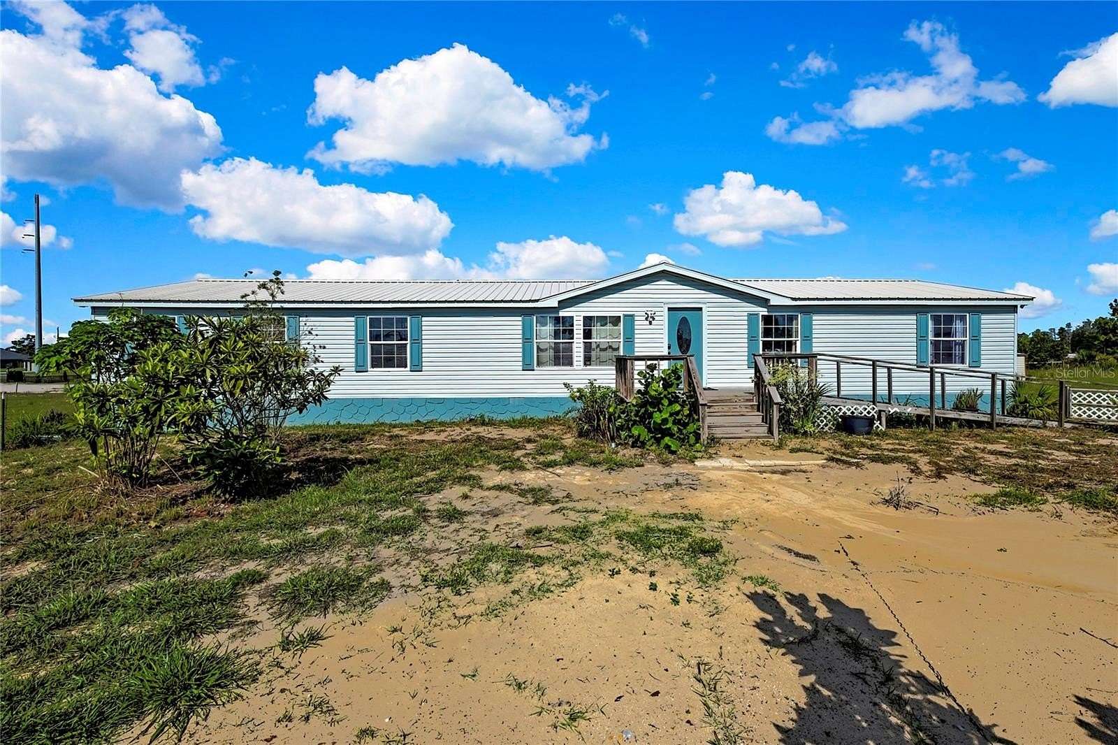 2.5 Acres of Residential Land with Home for Sale in Weeki Wachee, Florida