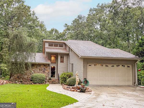 11 Acres of Land with Home for Sale in Zebulon, Georgia