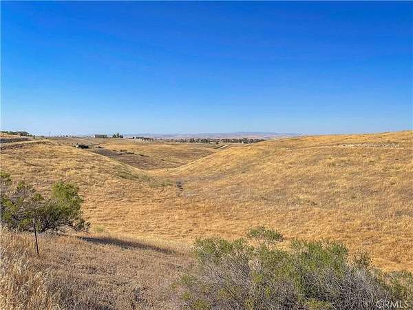 5 Acres of Land for Sale in Creston, California