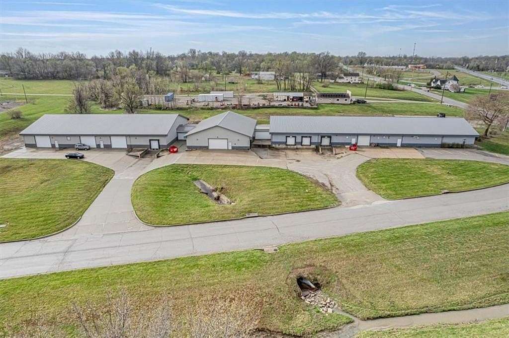 3.79 Acres of Mixed-Use Land for Sale in Excelsior Springs, Missouri