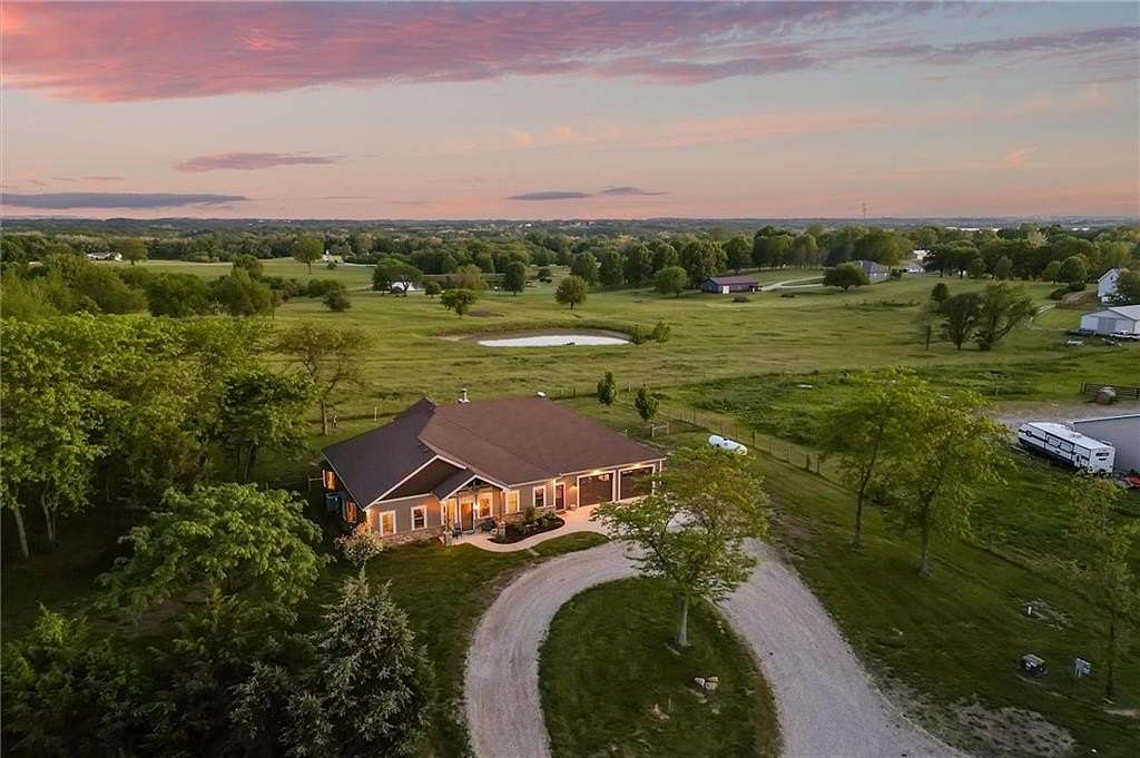 10.4 Acres of Recreational Land with Home for Sale in Trimble, Missouri