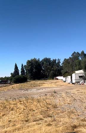 0.94 Acres of Residential Land for Sale in Fresno, California