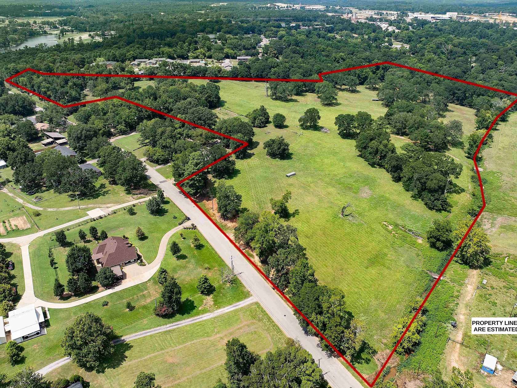 29.5 Acres of Land for Sale in Henderson, Texas