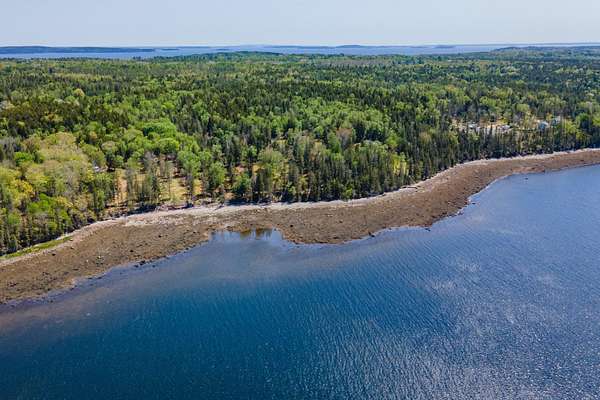 10 Acres of Residential Land for Sale in Islesboro, Maine