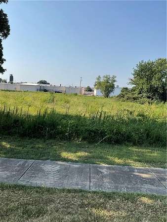 1.19 Acres of Commercial Land for Sale in Russellville, Arkansas