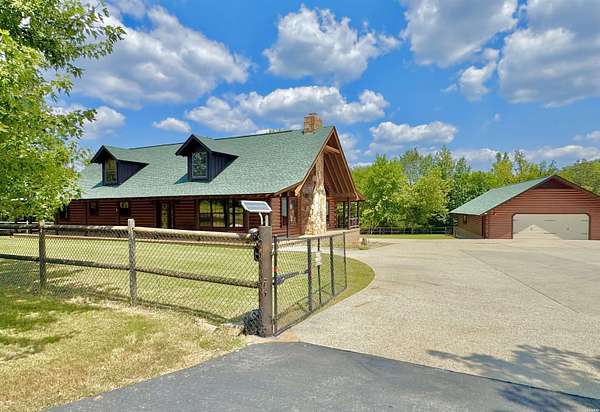 9 Acres of Land with Home for Sale in Royal, Arkansas
