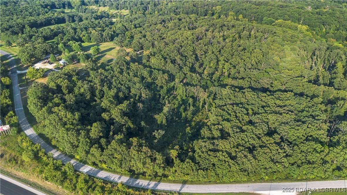 5.1 Acres of Land for Sale in Eldon, Missouri