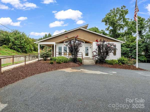 0.21 Acres of Mixed-Use Land for Sale in Rutherfordton, North Carolina