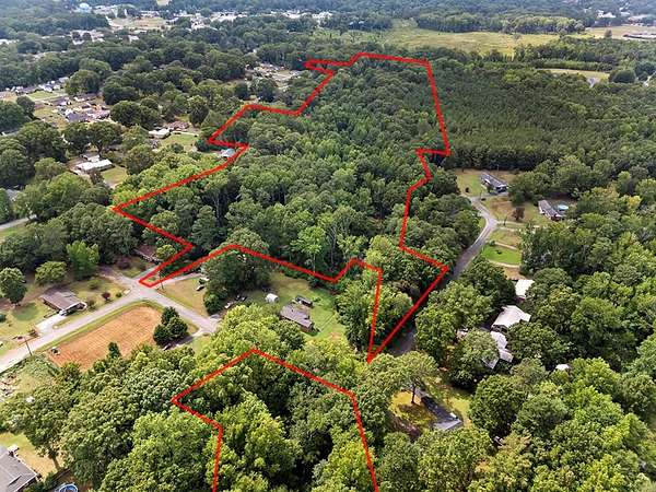 19 Acres of Land for Sale in Clinton, South Carolina