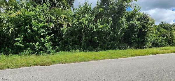 0.25 Acres of Residential Land for Sale in Lehigh Acres, Florida