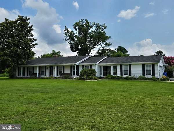 1.7 Acres of Residential Land with Home for Lease in La Plata, Maryland