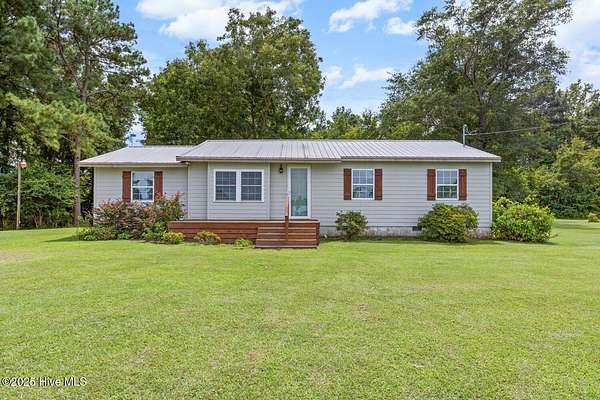 4.8 Acres of Residential Land with Home for Sale in Jacksonville, North Carolina