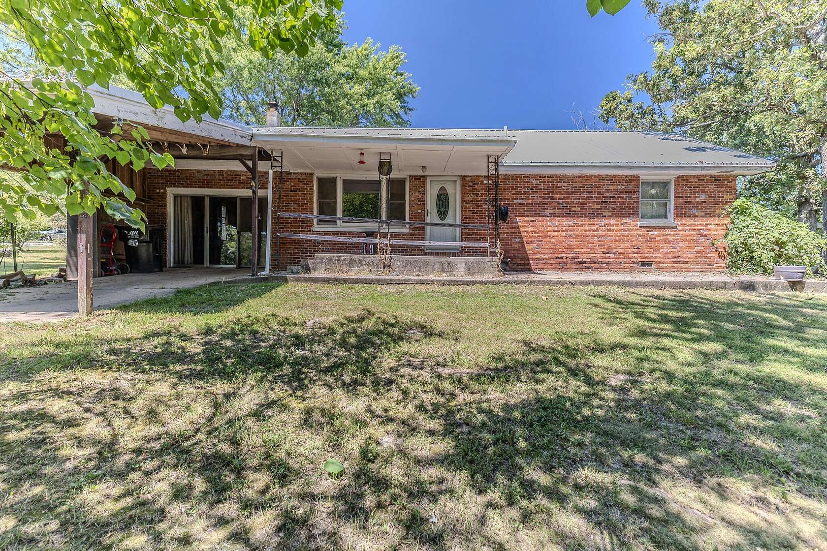 2.33 Acres of Residential Land with Home for Sale in Conway, Missouri