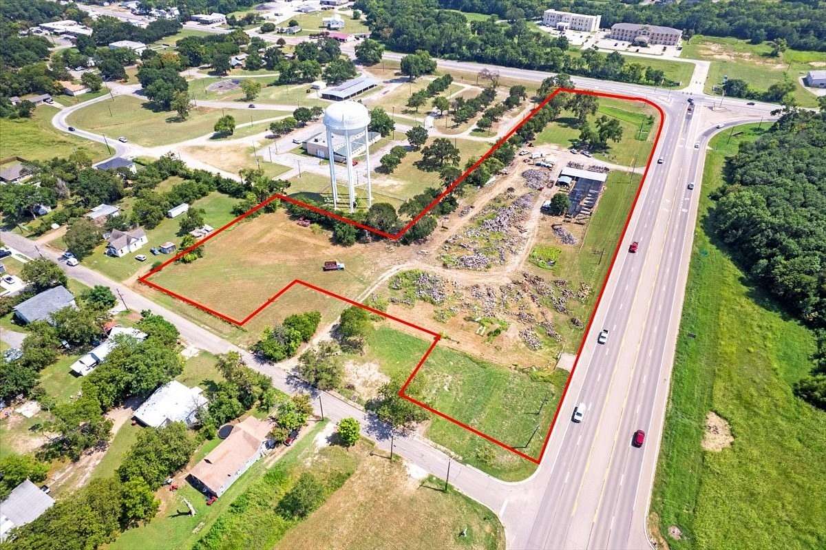 4.34 Acres of Commercial Land for Sale in Bonham, Texas