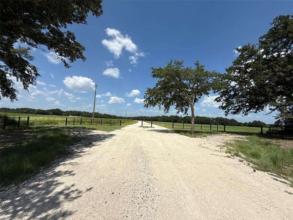 10.7 Acres of Land for Sale in Athens, Texas