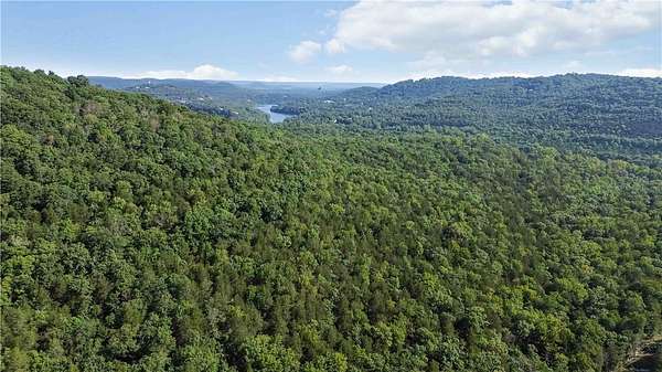 40 Acres of Land for Sale in Eureka Springs, Arkansas