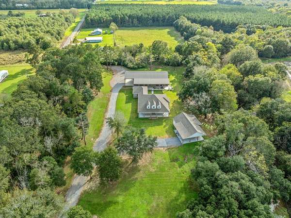 7.4 Acres of Residential Land with Home for Sale in Jennings, Louisiana