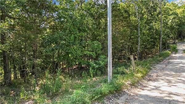 5 Acres of Land for Sale in Eureka Springs, Arkansas