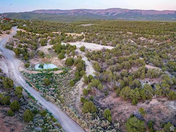11 Acres of Recreational Land for Sale in Lapoint, Utah