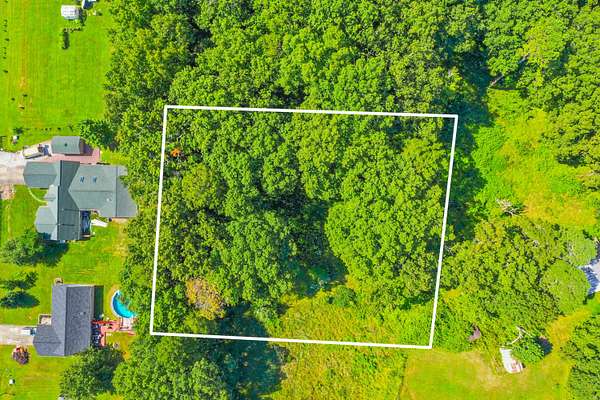0.5 Acres of Commercial Land for Sale in London, Kentucky