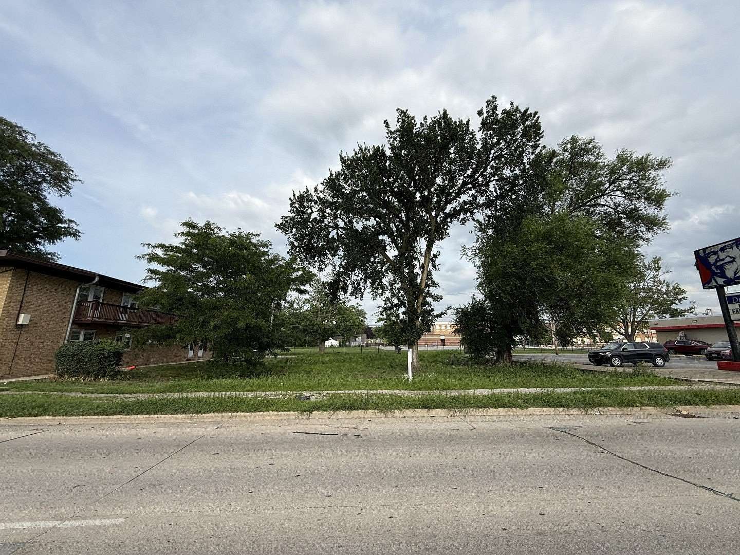 0.22 Acres of Commercial Land for Sale in Midlothian, Illinois