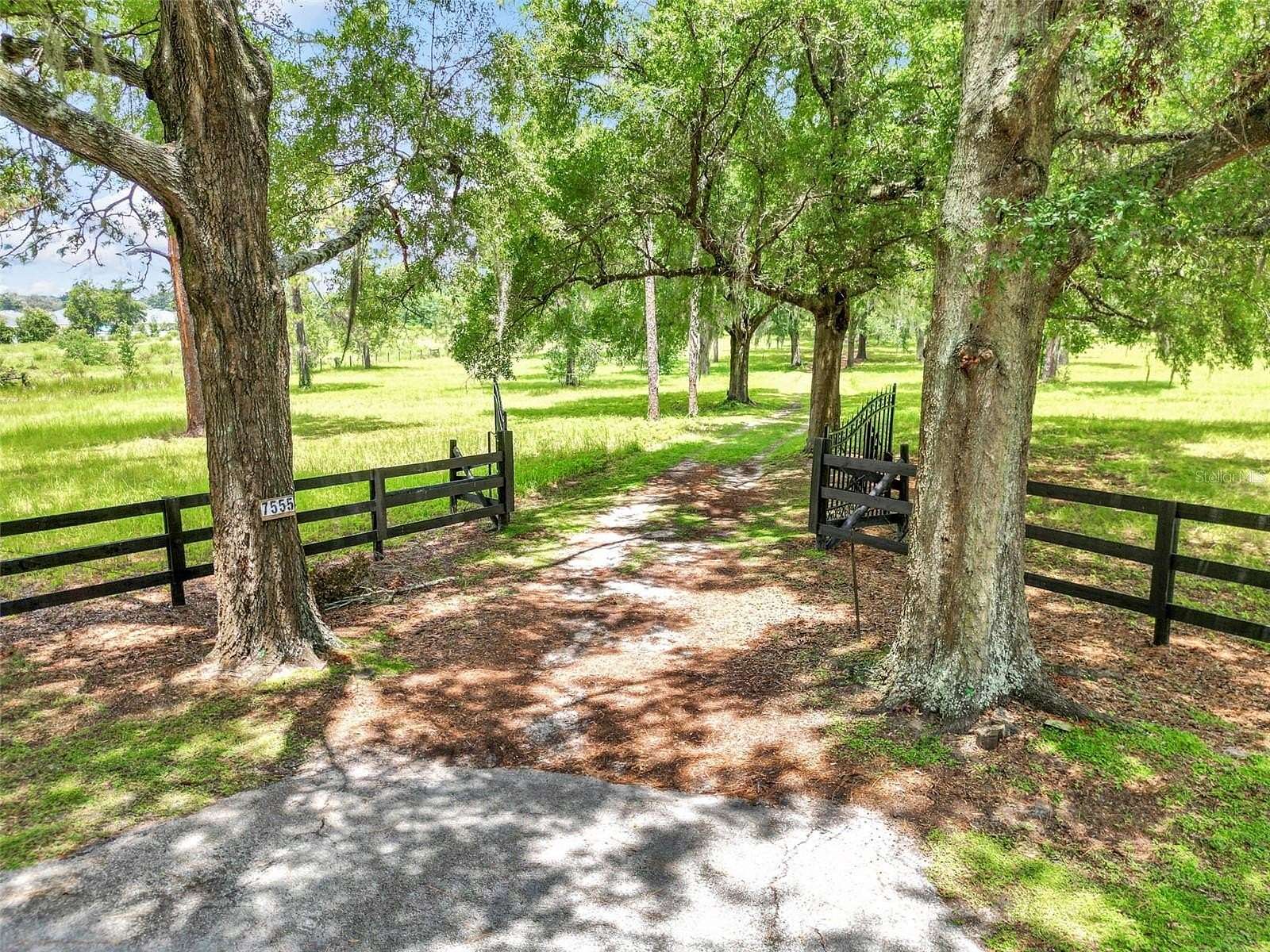 10 Acres of Land with Home for Sale in Ocala, Florida