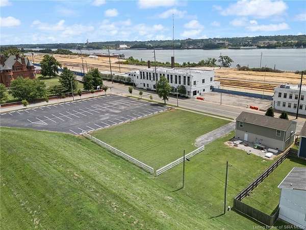 0.32 Acres of Residential Land for Sale in Jeffersonville, Indiana