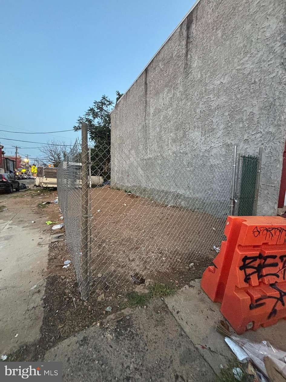 0.02 Acres of Land for Sale in Philadelphia, Pennsylvania