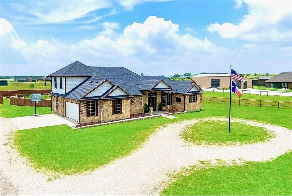 5 Acres of Land with Home for Sale in Caddo Mills, Texas