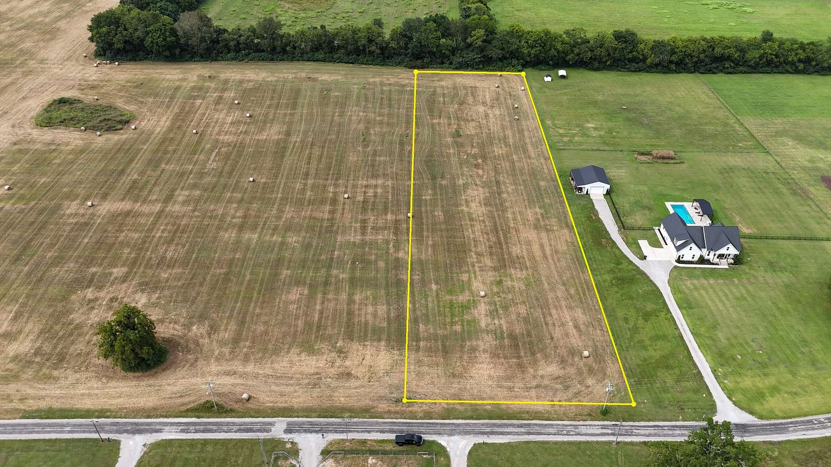 3.24 Acres of Residential Land for Sale in Chapel Hill, Tennessee