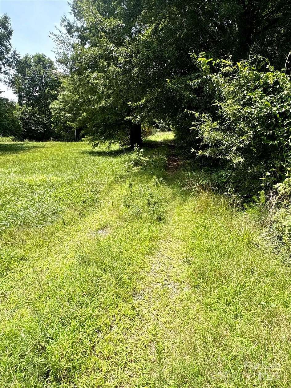 1.55 Acres of Residential Land with Home for Sale in Walnut Cove, North Carolina