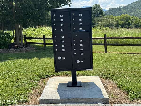 1.6 Acres of Residential Land for Sale in Del Rio, Tennessee