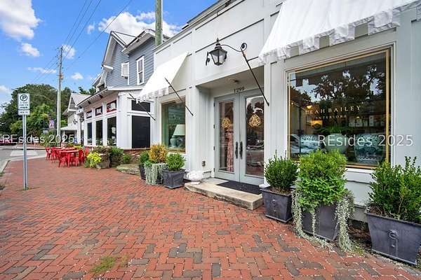 0.03 Acres of Mixed-Use Land for Sale in Bluffton, South Carolina