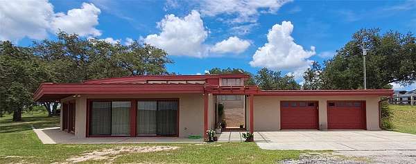 2.5 Acres of Residential Land with Home for Sale in Haines City, Florida