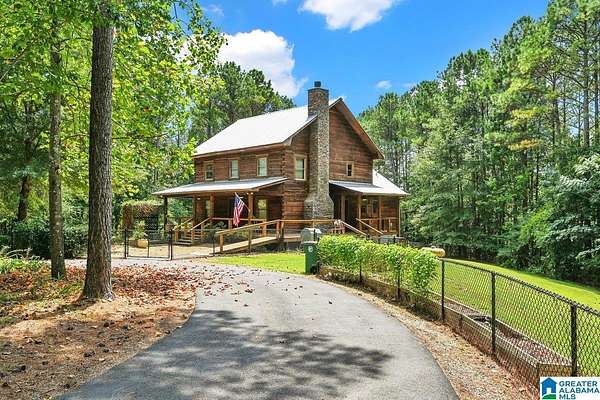 13.4 Acres of Land with Home for Sale in Bremen, Alabama